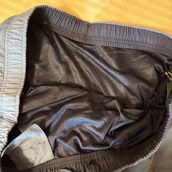 NWT L.LBean Men’s Blue Supplex Sport Shorts 10” UPF+50 - Picture 5 of 8